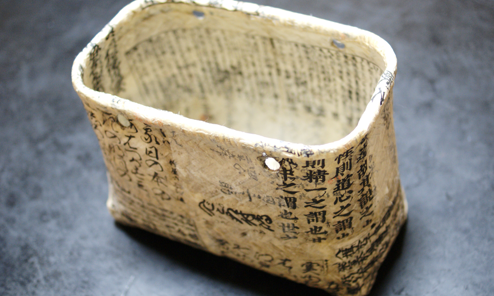 カゴバッグで作る一閑張り