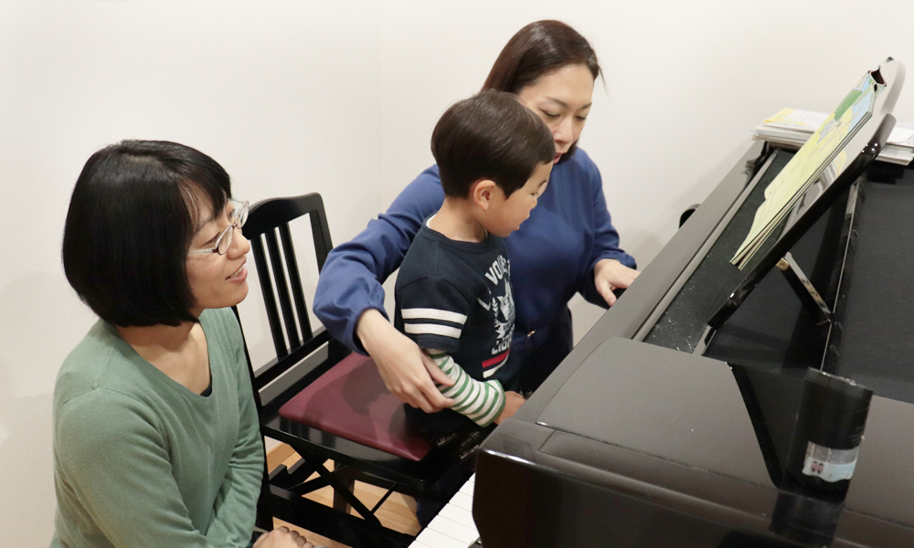 親子で楽しむプレピアノ