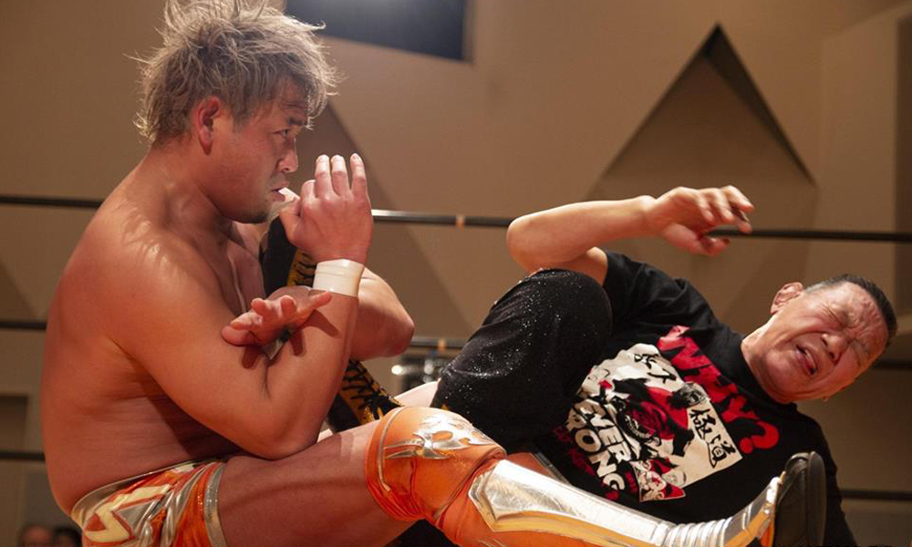 【360°限定】プロレスペア観戦(自由席)【グッズ&選手と記念撮影付き】
