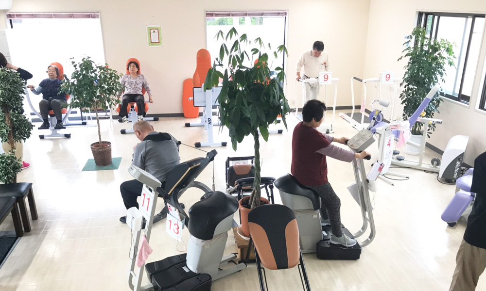 フィットネス【4ヶ月利用し放題】&ドリンク飲み放題